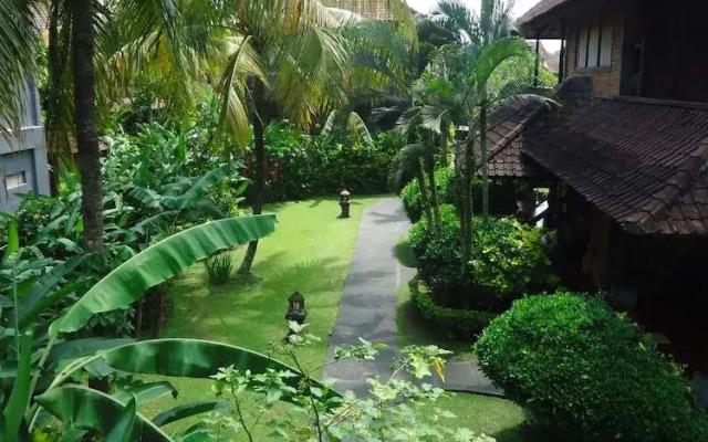 Sri Bungalows