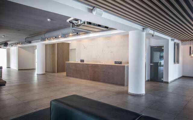 Anthea Hotel Apartments