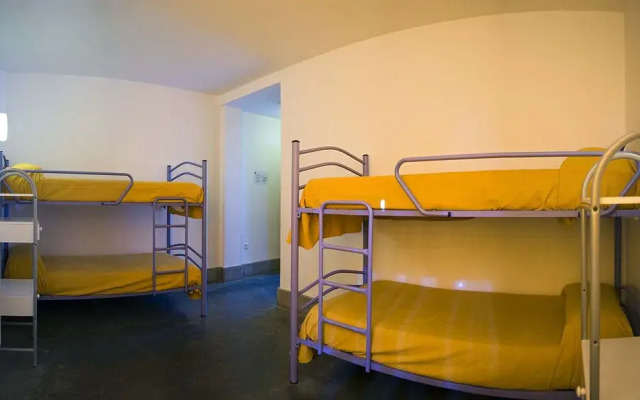 Albergue Inturjoven El Bosque