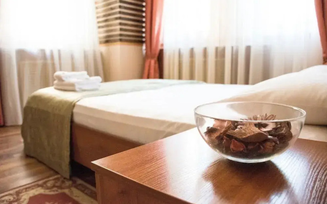 Express Hotel