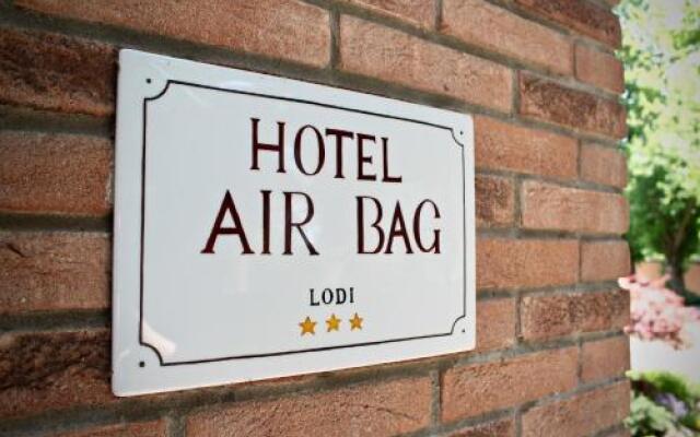 Hotel Air Bag