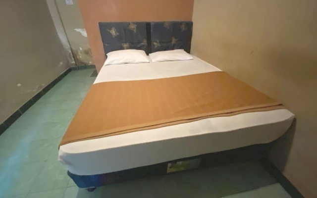 Hotel O Bale Gajog Near SDN 2 SEKAROH – Guest Rooms – Sekaroh