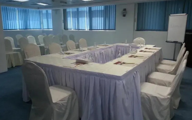 Royal Tulip Sharjah Hotel Apartments