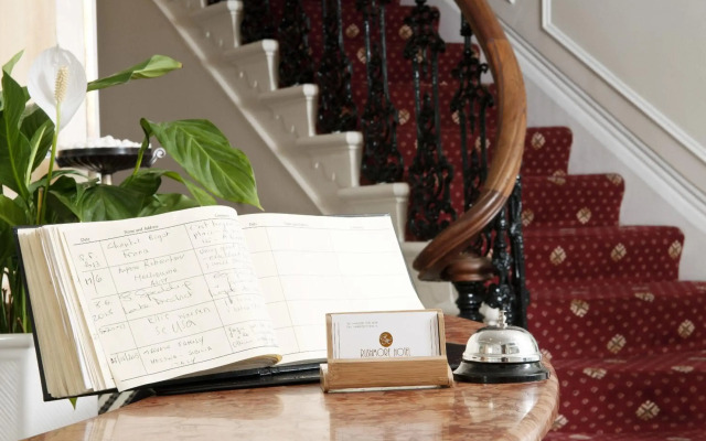 Rushmore Hotel