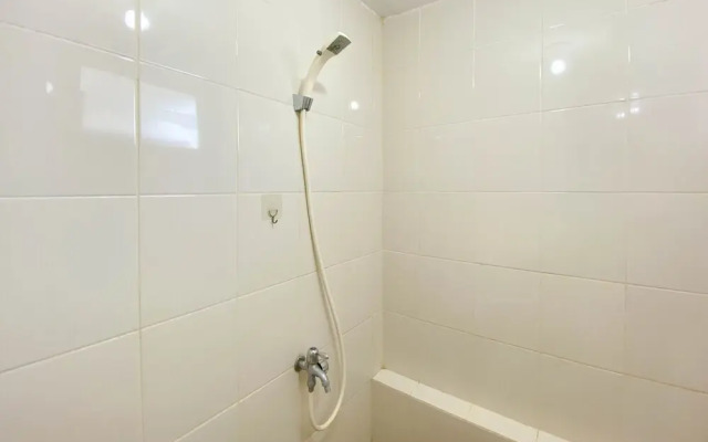 Best Modern 2Br At Bassura City Apartment