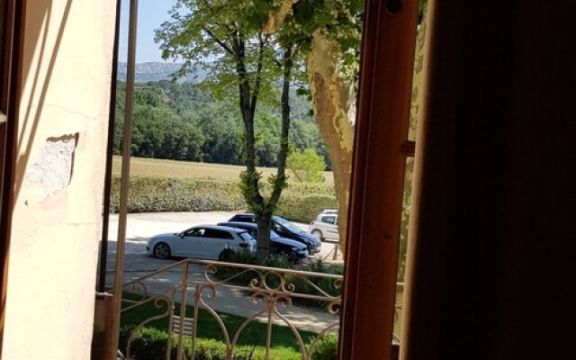 Domaine de Valbrillant Chambres d'hôtes