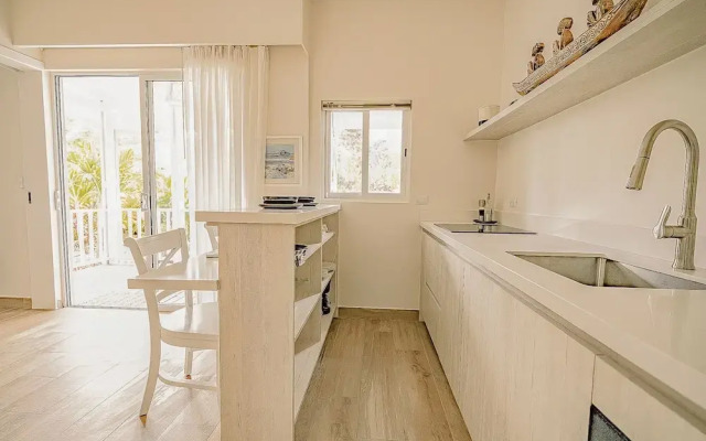 Les Voiles Blanches Tamarindo