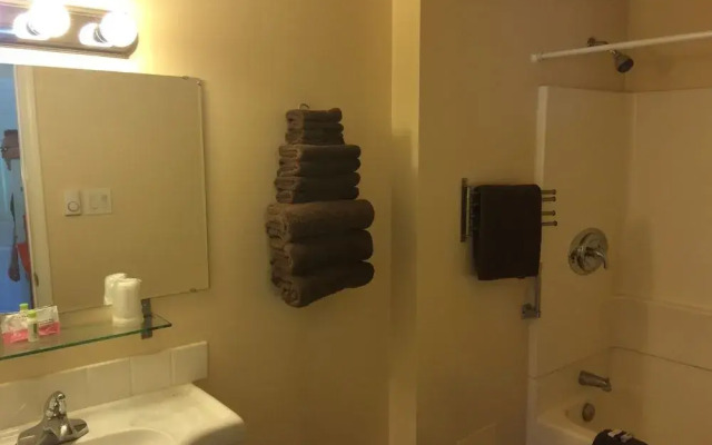 Johnny's Motel