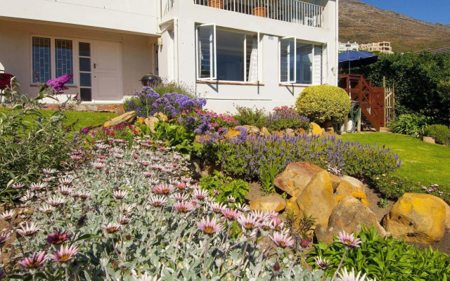 Restio Garden Studio