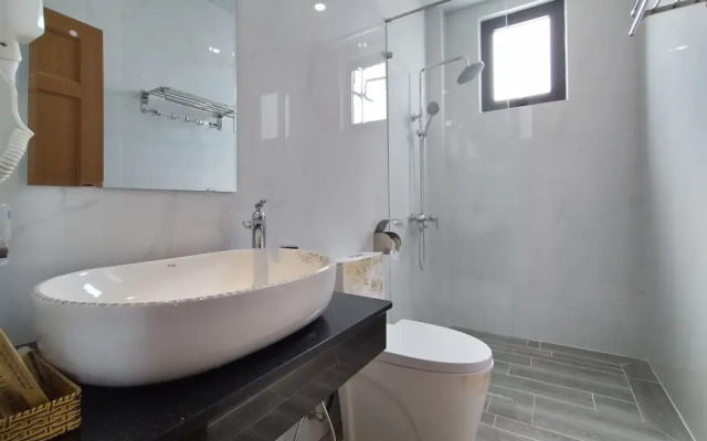 Oyo 841 Bao Hoang Hotel