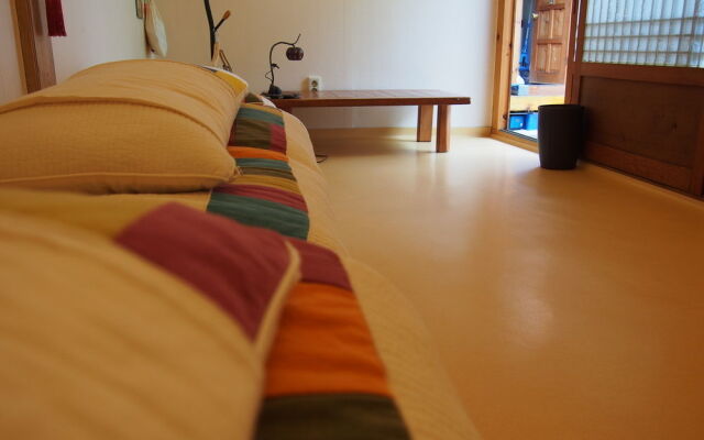 Wwoof Korea Hanok Guesthouse