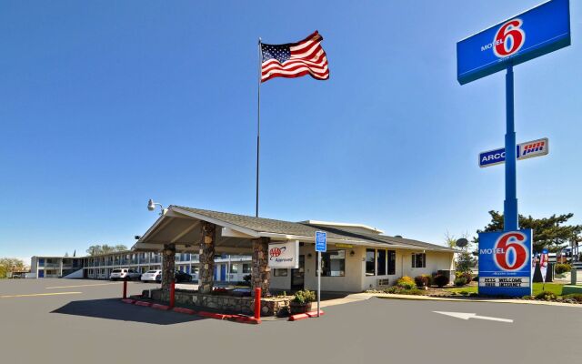 Motel 6 Willows, CA
