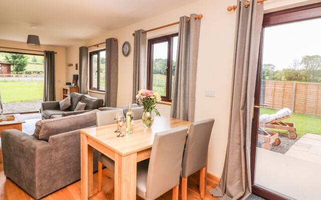 Cherry Tree Lodge