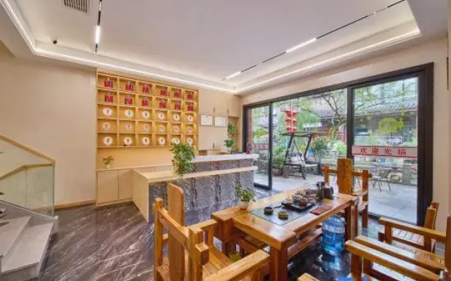 Qingyue Homestay
