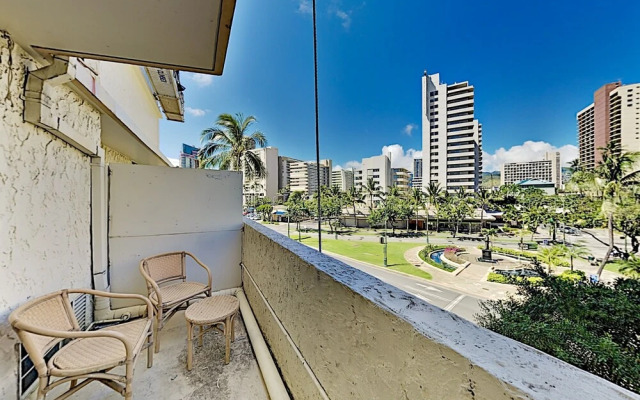 Luana 118 Condo by Redawning