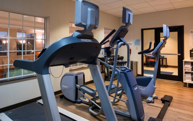 Holiday Inn Express Hotel & Suites Pittsburg by IHG