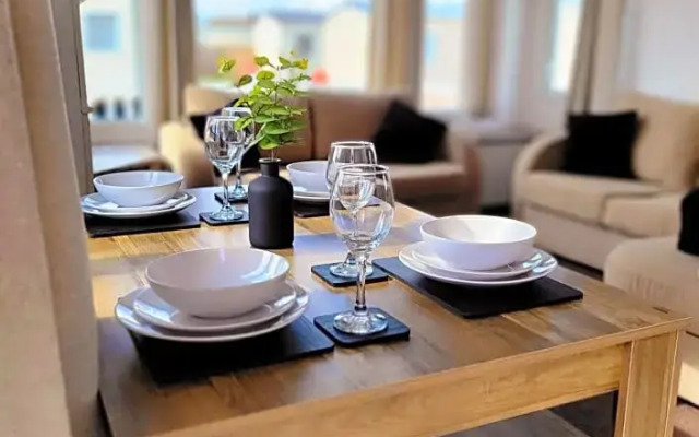 Golden Palm Getaway's PG143