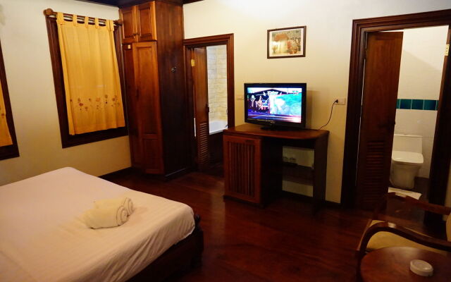 Oudomsouk Guest House
