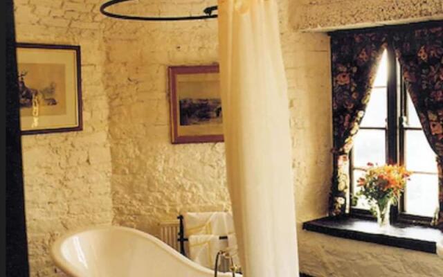 Kinnitty Castle Hotel