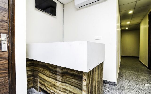OYO Flagship 22449 Rajouri Garden J block