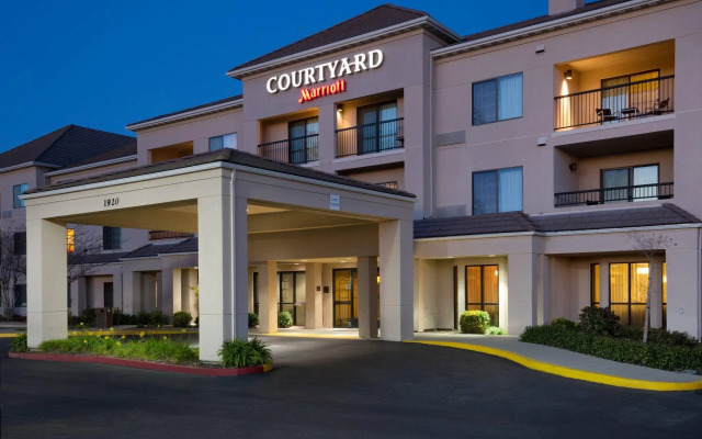Courtyard by Marriott Roseville