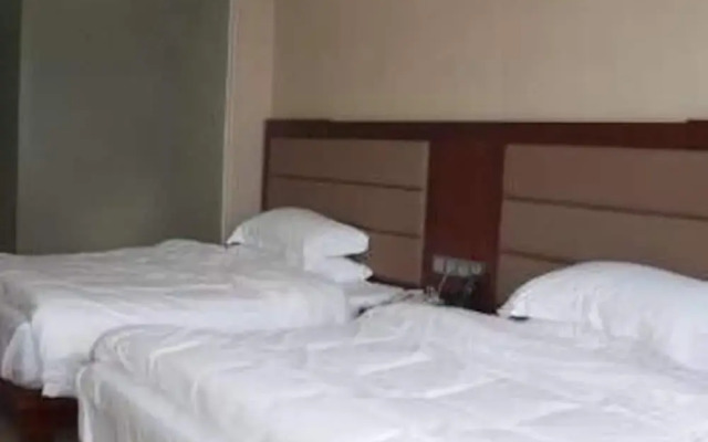 Junhua Hotel (Shantou University Road Branch)