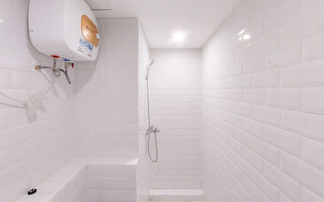 Best Deal Studio Loft At Kingland Avenue Apartment