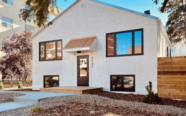 Suite I at The IV HAUS