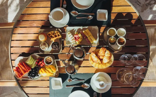 Koloa Concept Hotel