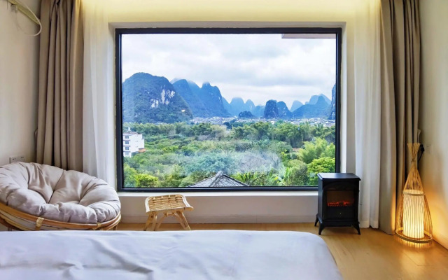 Riverside Retreat Hotel