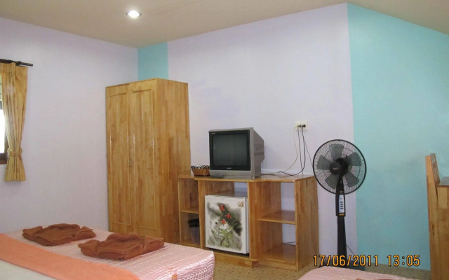 Khun Ying House