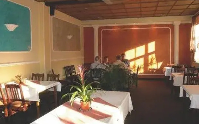 Restaurant Pension L Club