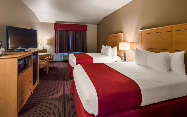 Best Western Golden Prairie Inn & Suites