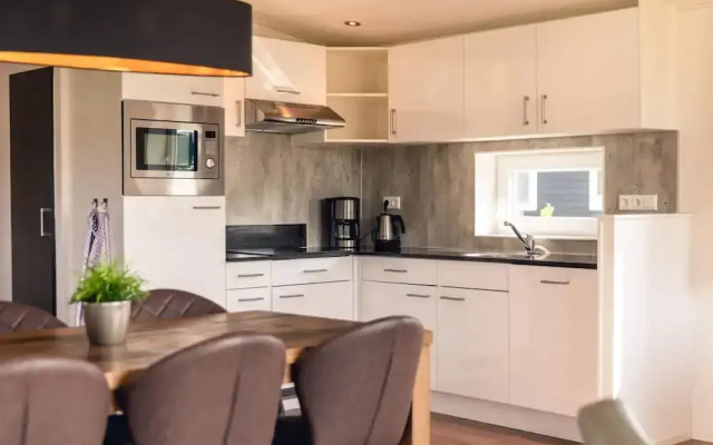 Welcoming Holiday Home With Garden