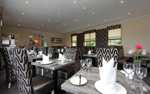 Skeabost Hotel