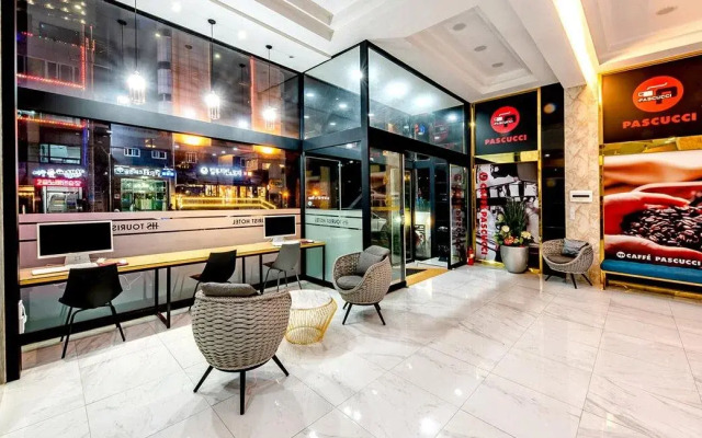 HS Tourist Hotel