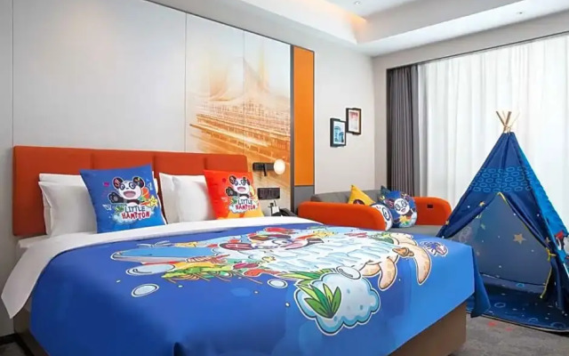 Hampton by Hilton Shantou Railway Station