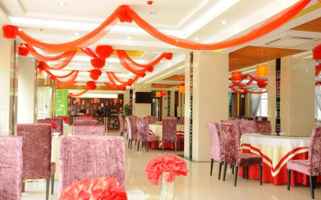 Longcheng Hotel