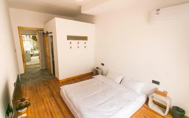 Yiyun Boutique Inn (Tongli Juepin Design)