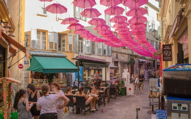 Apt terrasse centre historique