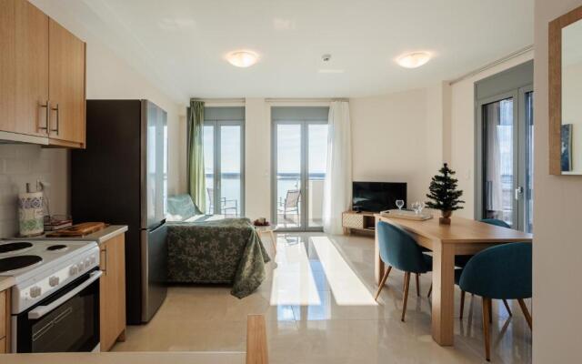 Georgia seaview apartment B1