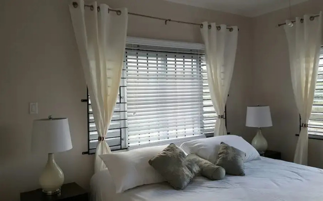 Fern Court Apartment With Oceanic View III