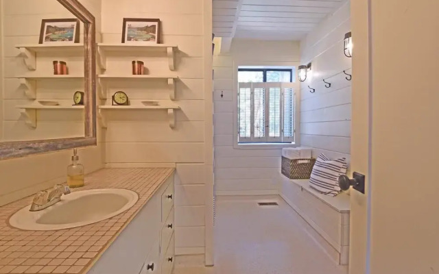 West Shore Getaway