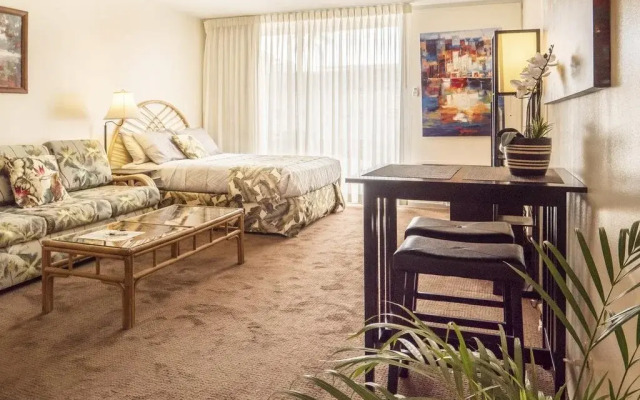 Marine Surf By Waikiki Room