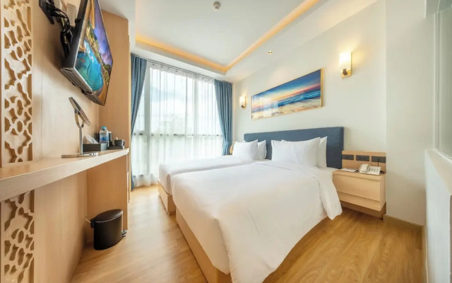 A.Z. Sunrise Resort & Fitness Club
