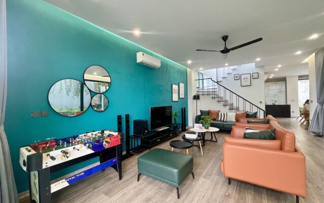 Venus Villa Flamingo Dai Lai by MAPSTAR