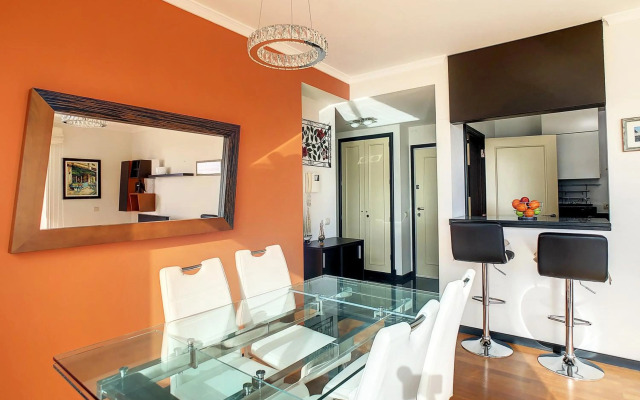 Rodamar Apartment by MHM