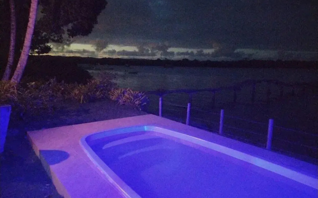 Casa de Temporada Arcádia, 22 Hóspedes, Piscina, 5 Suítes e Churrasqueira em Itacaré Bahia