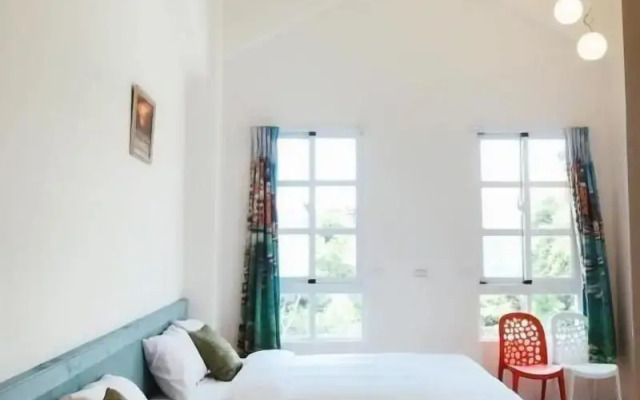 Provence Coffee Manor Bed And Breakfast