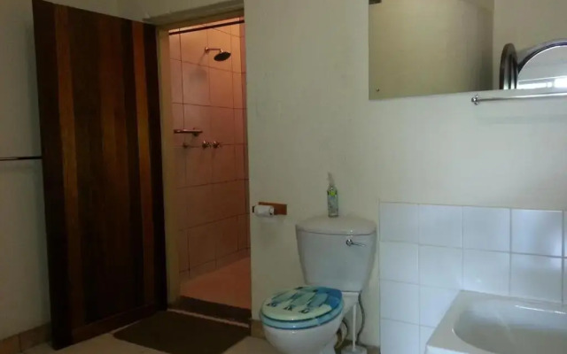 Ingwe Guesthouse